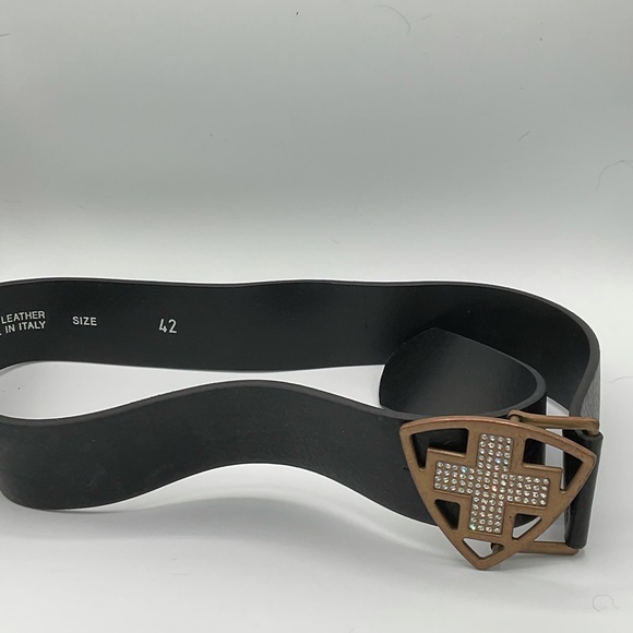 “POST CARD” 100% Black Leather Rhinestone Cross Belt Made In Italy. - Picture 5 of 7